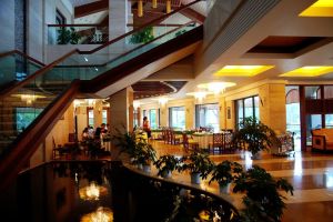 彌勒湖泉溫泉酒店 彌勒湖泉溫泉酒店