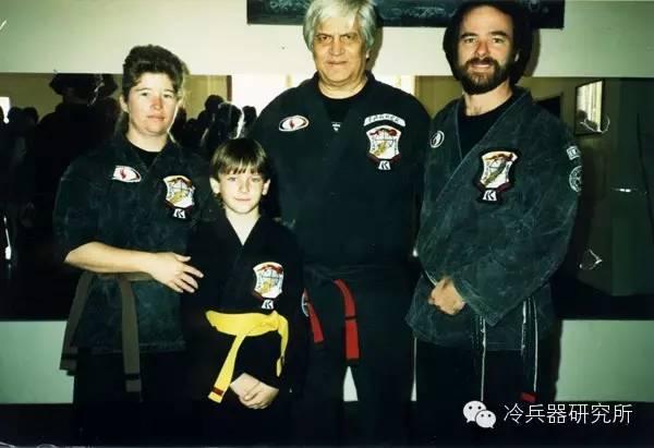 揭秘李小龍生平的十位師友 揭秘李小龍生平的十位師友