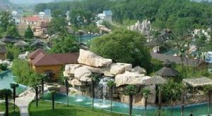 金孔雀溫泉旅遊度假村