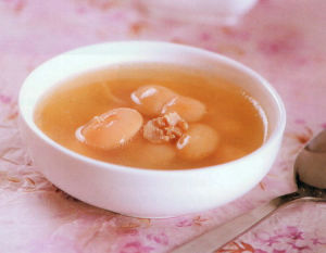 白扁豆瘦肉湯 白扁豆瘦肉湯