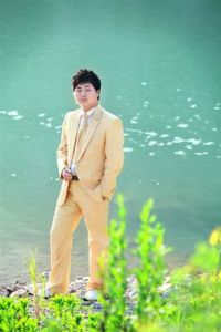 暴力小草 暴力小草