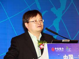 管濤[中國金融四十人論壇高級研究員]