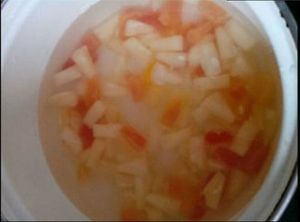 雜果牛奶果凍 雜果牛奶果凍