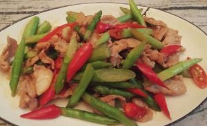 蘆筍肉絲炒芥菜 蘆筍肉絲炒芥菜