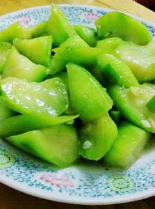 蒜蓉炒絲瓜 蒜蓉炒絲瓜