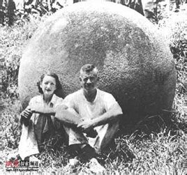 哥斯大黎加巨型石球