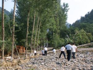石頭梁村 石頭梁村