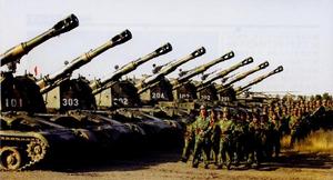 中國陸軍83式152毫米自行加榴炮群
