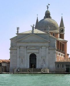 雷登托雷教堂 雷登托雷教堂