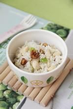雞丁核桃炒米飯