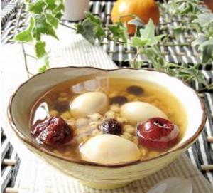 薏米鵪鶉蛋糖水 薏米鵪鶉蛋糖水