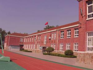 青島春雨國小 青島春雨國小