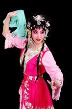 王晶[青年京劇演員]