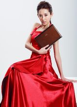 紅色石榴裙