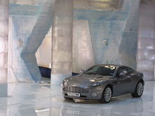 邦德版透明汽車