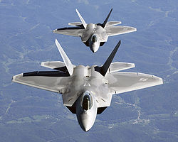 （圖）兩架F - 22