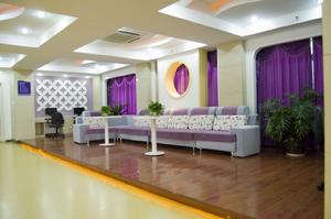 平頂山現代婦產醫院二樓休息區特寫