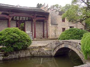 龍市鎮[江西吉安井崗山市]