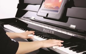 海倫智慧型鋼琴 海倫智慧型鋼琴