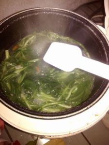 雞毛菜排骨湯 雞毛菜排骨湯