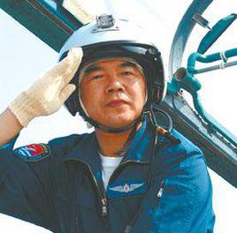張建[東海艦隊航空兵副參謀長特級飛行員]