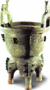 立鹿耳四足青銅甗 立鹿耳四足青銅甗