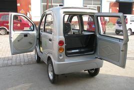 電動四輪車 電動四輪車