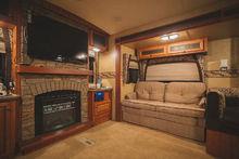 蝸牛與青蛙創意主題公社