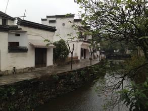 龍川村[安徽省績溪縣瀛洲鎮龍川村]