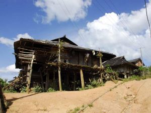 巴亞老寨村 巴亞老寨村