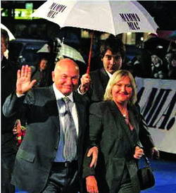 莫斯科市長盧日科夫及其夫人葉蓮娜&middot;巴圖林娜