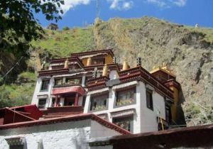 查拉魯普石窟 查拉魯普石窟