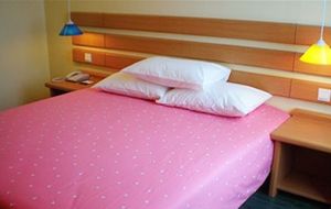 如家快捷酒店(上海北外灘店) 如家快捷酒店(上海北外灘店)