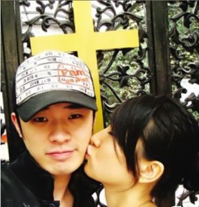 陳赫和女友許婧親密照