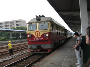 列車進入潮州火車站