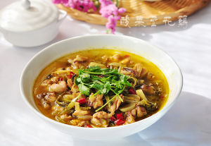 酸菜豆花雞 酸菜豆花雞