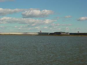 尼爾基水利樞紐