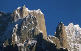 世界八大絕壁 世界八大絕壁