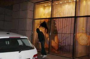 潑墨門事件 潑墨門事件