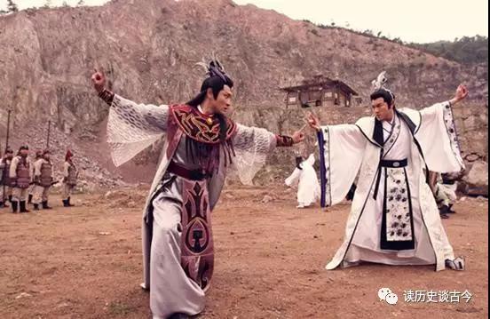 封神榜上無仙名: 他是崑崙山上的異類,在封神大劫中逆潮而動! 封神榜上無仙名: 他是崑崙山上的異類,在封神大劫中逆潮而動!