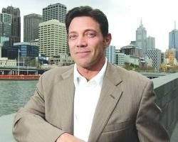 喬丹·貝爾福特[華爾街股票經紀人]