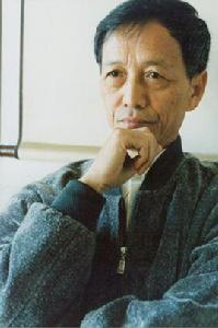 張長[中國散文學會理事]