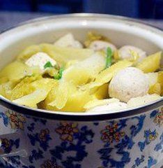 酸菜肉丸湯 酸菜肉丸湯
