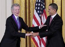 范·克萊本獲歐巴馬頒發的國家藝術獎章