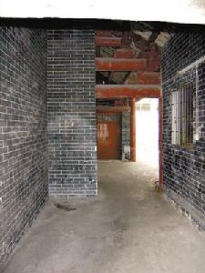 王氏家廟的青磚木樑頗有古樸之風