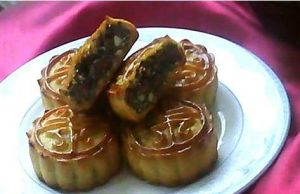 黑芝麻火腿月餅 黑芝麻火腿月餅