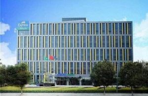 上海梅隴綠地智選假日大酒店 上海梅隴綠地智選假日大酒店