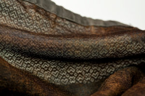 時間久遠的香雲紗莨紗衣服