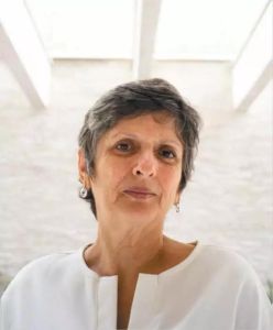 賽琳娜·M·杜爾基 賽琳娜·M·杜爾基