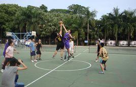 跳球違例 跳球違例